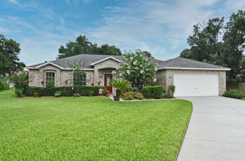 107 Rockhill Dr, Sanford, FL 32771-7745