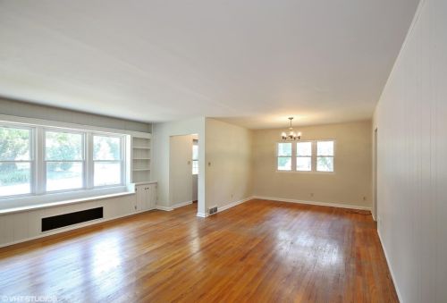 8630 Maple Ave, Gary IN  46403-1423 exterior