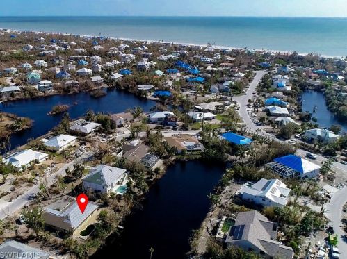 695 Durion Ct, Sanibel, FL 33957-5308