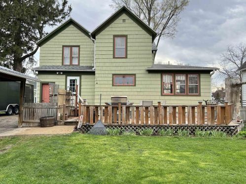 306 Durand St, Clinton WI  53525-9495 exterior