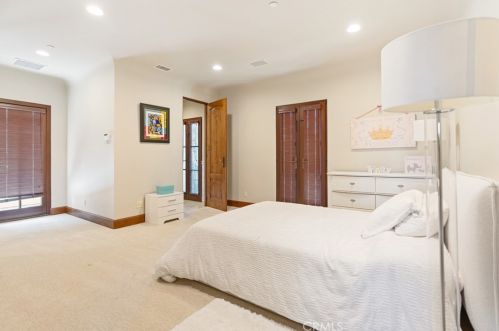 7 Shoreridge, Newport Beach CA  92657-1813 exterior