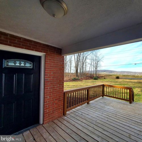 19290 Constitution Hwy, Madison Mills VA  22960-4301 exterior