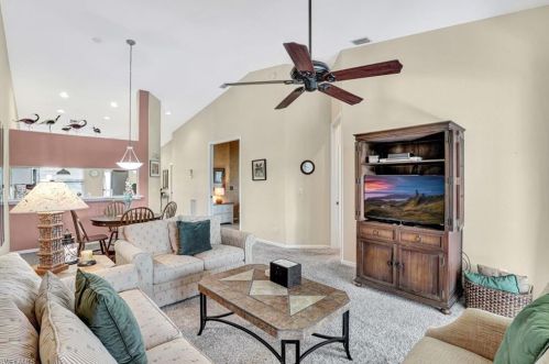 1180 Sarah Jean Cir, Naples, FL 34110-8169