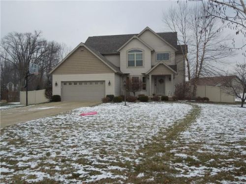 2868 Alex Neal Cir, Canton, OH 44706-3289