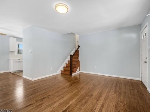 9 Rutgers Way, Hopatcong NJ  07843-1231 exterior