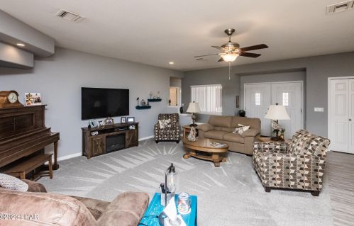 303 Pacific Dr, Lake Havasu City AZ  86406-4463 exterior