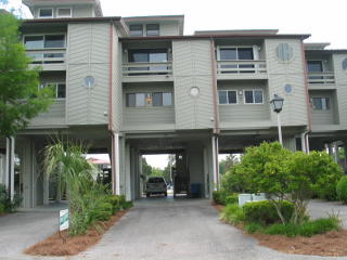 29 Harbour Point Dr, Crawfordville FL  32327-4623 exterior