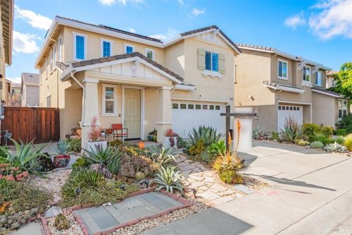 5284 Gramercy Cir, Fairfield CA  94533-6680 exterior