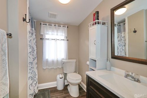 200 Rahway Ave, South Plainfield NJ  07080-3738 exterior