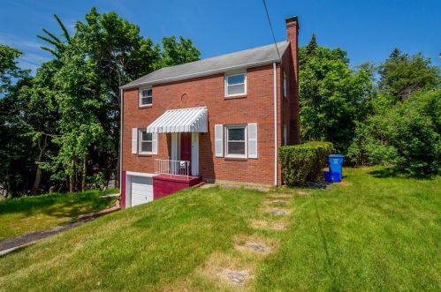 1828 Greentree Rd, Pittsburgh, PA 15220-1812