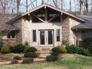 145 Murray Point Rd, Batesburg-Leesville, SC 29006-8148