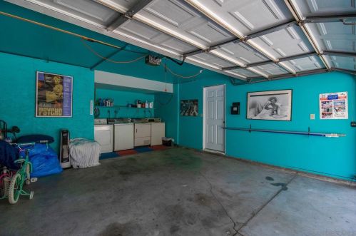 3616 10 St, Long Beach CA  90804-5050 exterior