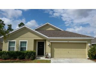 141 Briarcliff Cir, Sebastian, FL 32958-8690