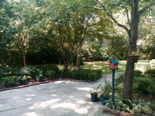 551 Elizabeth Ln, Charleston, SC 29407-7225