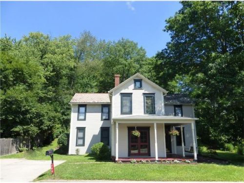 300 Mercer Rd, Harmony, PA 16037-7642