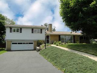194 Marion Dr, Canonsburg, PA 15317-2922
