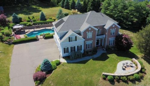 11 Old Powder Hill Rd, Durham, CT 06422-1030