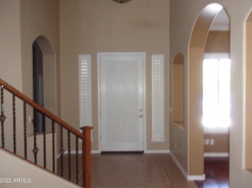 949 Benrich Dr, Gilbert, AZ 85295-8353