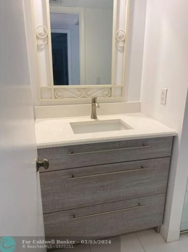 1700 Embassy Dr, West Palm Beach FL  33401-1913 exterior