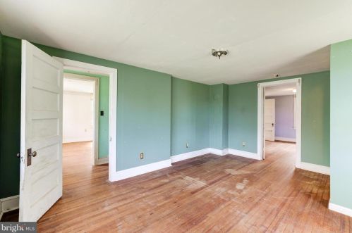 12841 James Monroe Hwy, Leesburg VA  20176-5340 exterior