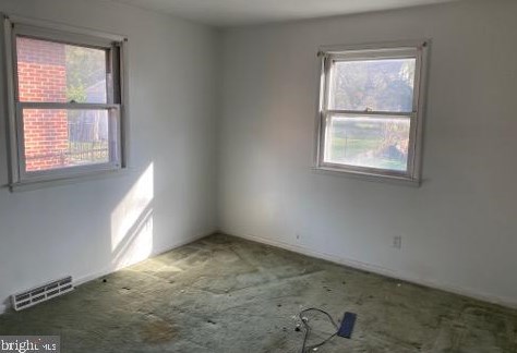 6862 Waldorf Ave, Camden NJ  08105-2821 exterior