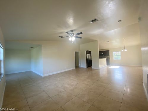 607 7th St, Lehigh Acres, FL