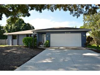 4126 Prescott St, Sarasota, FL 34232-3844