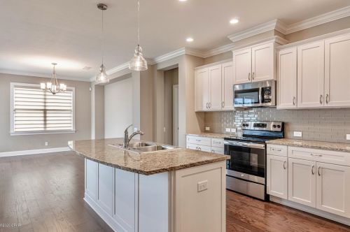 1186 Eisenhower Cir, Lynn Haven FL  32444-3116 exterior