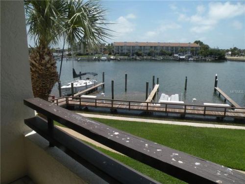 120 1st St, Saint Petersburg, FL 33715-1773