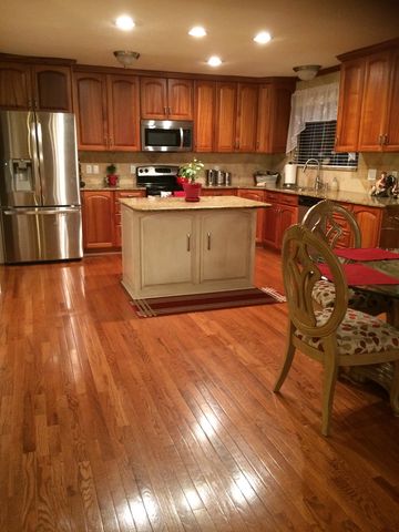 571 Meadowlark Rd, Orem UT  84097-2306 exterior