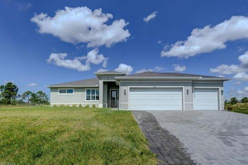 2623 25th St, Cape Coral, FL 33914-3813