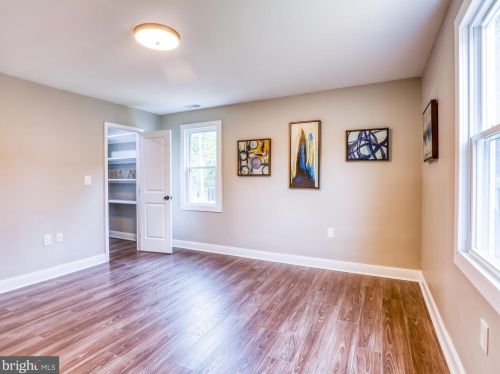 650 George St, Charles Town WV  25414-1461 exterior