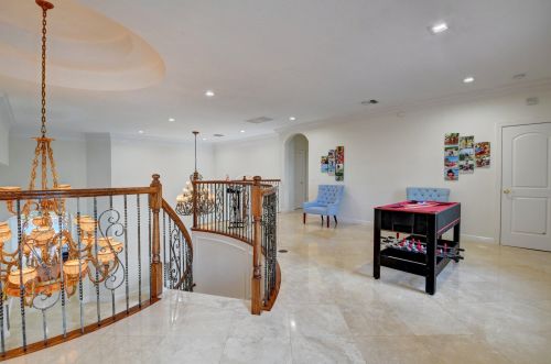 8696 Valhalla Dr, Delray Beach FL  33446-9568 exterior