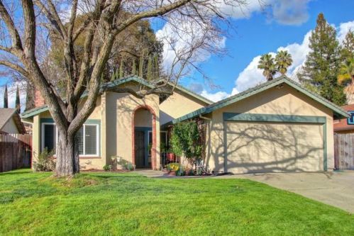 8163 Sundance Dr, Citrus Heights, CA 95662-3145