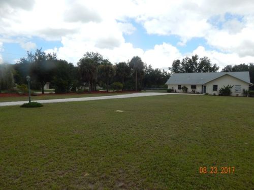 801 Dartmoor Cir, Nokomis, FL 34275-1668
