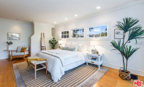 1125 Old Topanga Canyon Rd, Topanga CA  90290-3825 exterior