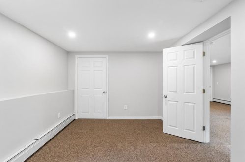 121 California Ave, Providence RI 02905-4322 exterior