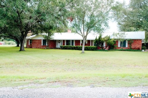 108 Hall Rd, Green Lake, TX 77979-5556