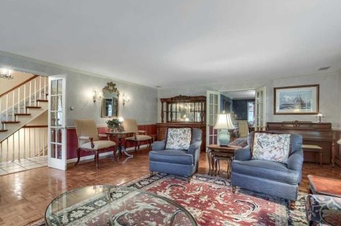 5 Carlson Ter, Fishkill NY  12524-3001 exterior