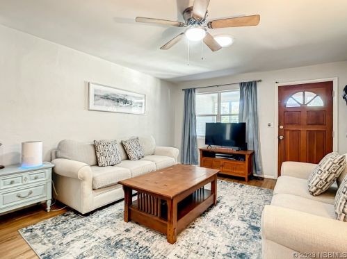 719 Flamingo Dr, Daytona Beach FL  32117-3331 exterior