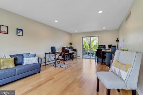 736 Bell Ln, Prospectville PA 19002-3304 exterior