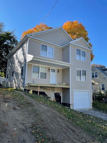 111 Douglas St, Bridgeport, CT 06606-2902