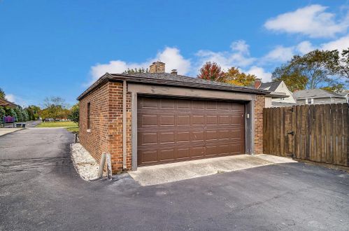 3164 Park St, Darbydale OH  43123-3299 exterior