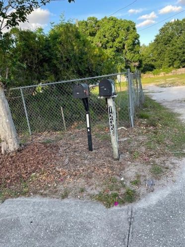 1229 Goldenrod Rd, Orlando FL  32807-8330 exterior