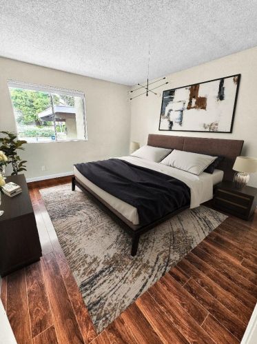 891 California Ave, Sunnyvale, CA 94086-1741