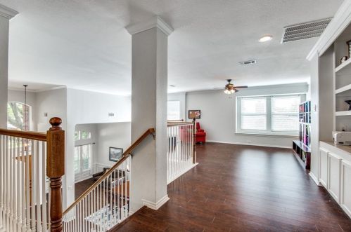 2104 Stevenson Ln, Lewisville TX  75028-3739 exterior