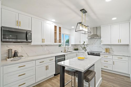 16624 Selby Dr, San Leandro CA  94578-1236 exterior