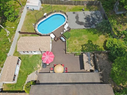 43 Madeline Rd, Panamoka NY  11961-2943 exterior