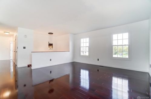 1814 Ashley Dr, Miamisburg OH  45342-3509 exterior