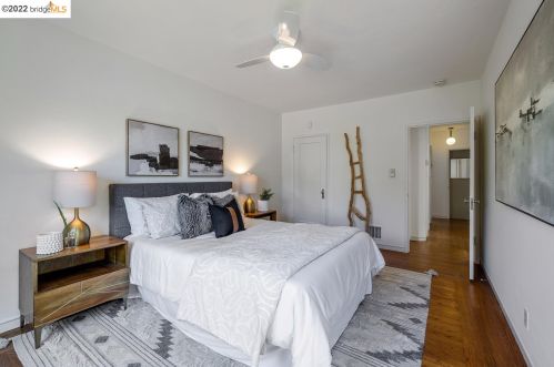 2463 Burlington St, Oakland CA 94602-2515 exterior